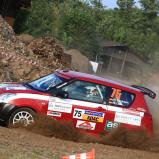 Im Suzuki Swift Staub aufgewirbelt: Max Schumann will den Sieg im ADAC Rallye Masters